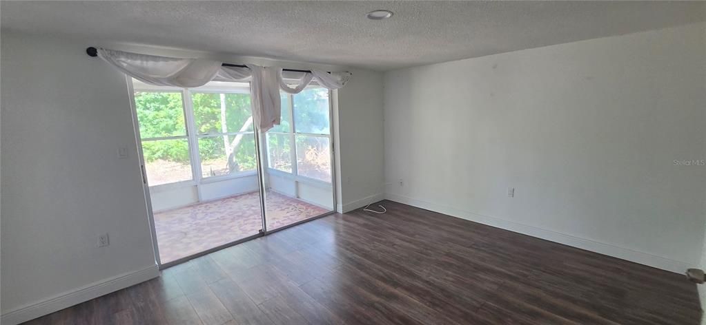 En Venta: $225,000 (3 camas, 2 baños, 1442 Pies cuadrados)