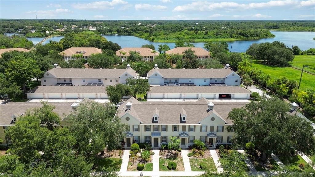 For Sale: $274,900 (2 beds, 2 baths, 1496 Square Feet)