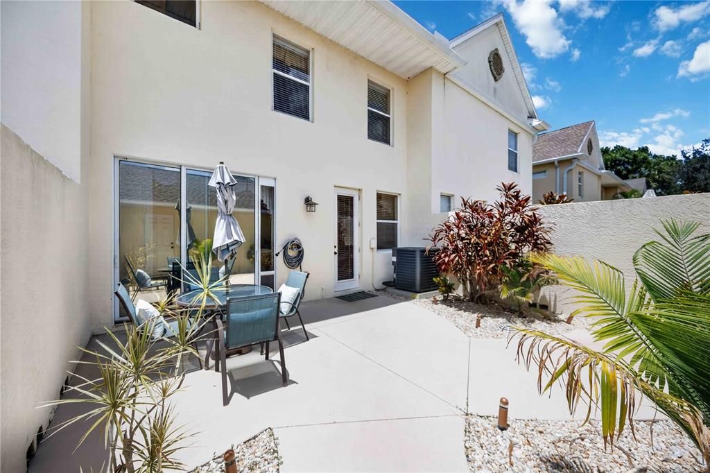 For Sale: $274,900 (2 beds, 2 baths, 1496 Square Feet)