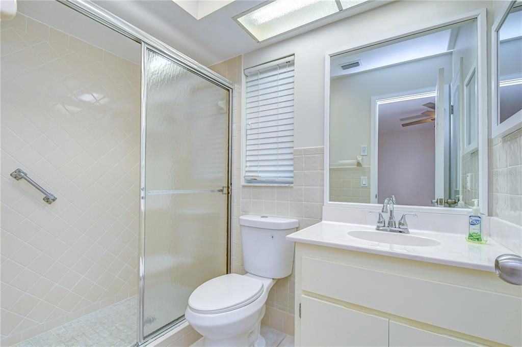 En Venta: $275,000 (3 camas, 2 baños, 1463 Pies cuadrados)
