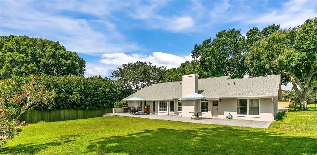 En Venta: $594,000 (4 camas, 2 baños, 2201 Pies cuadrados)