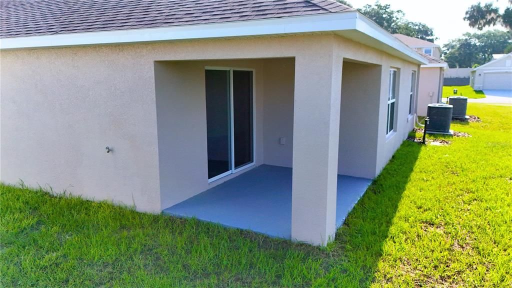 For Rent: $2,300 (4 beds, 2 baths, 1828 Square Feet)