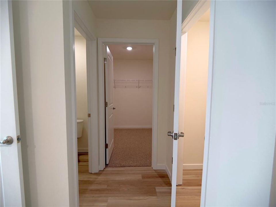 For Rent: $2,300 (4 beds, 2 baths, 1828 Square Feet)