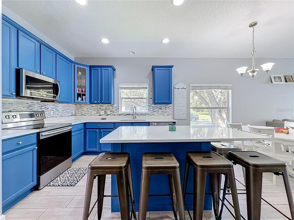For Sale: $540,000 (4 beds, 2 baths, 2000 Square Feet)
