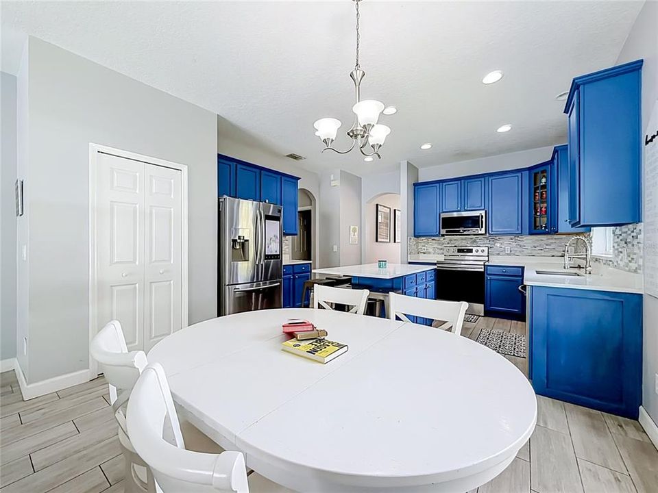 For Sale: $540,000 (4 beds, 2 baths, 2000 Square Feet)