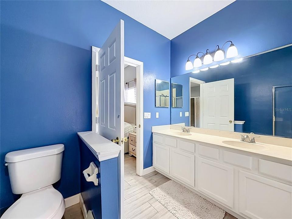 For Sale: $540,000 (4 beds, 2 baths, 2000 Square Feet)