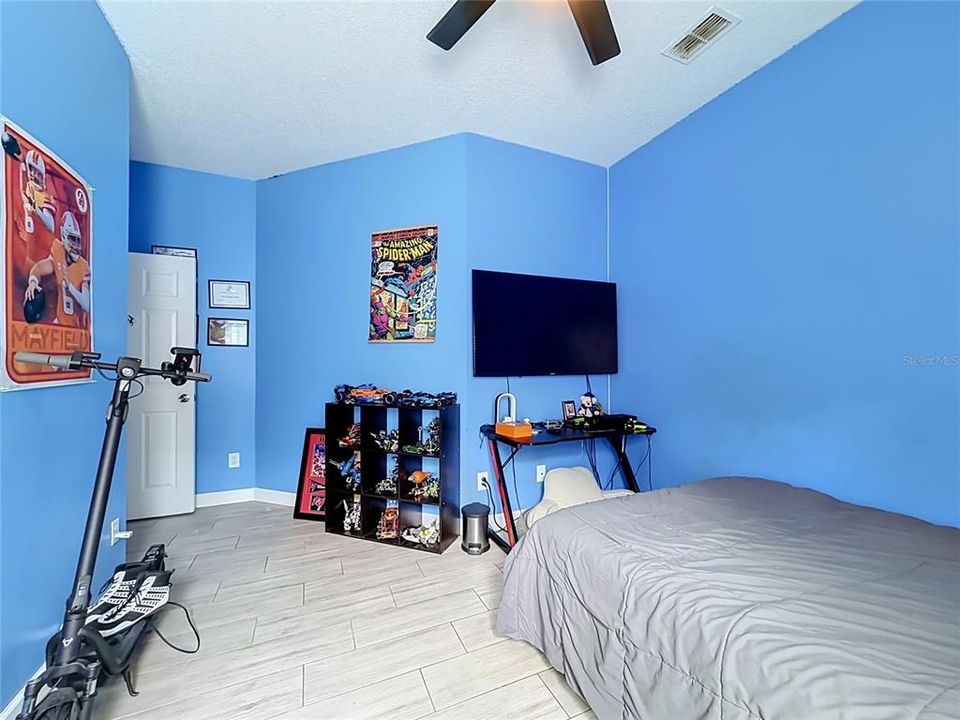 For Sale: $540,000 (4 beds, 2 baths, 2000 Square Feet)