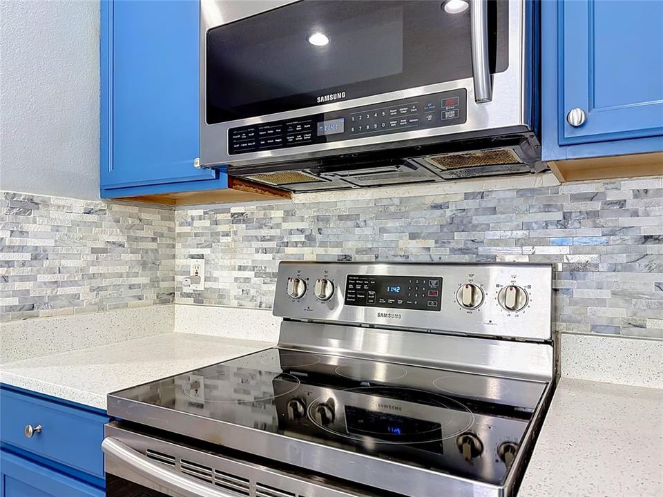 For Sale: $540,000 (4 beds, 2 baths, 2000 Square Feet)