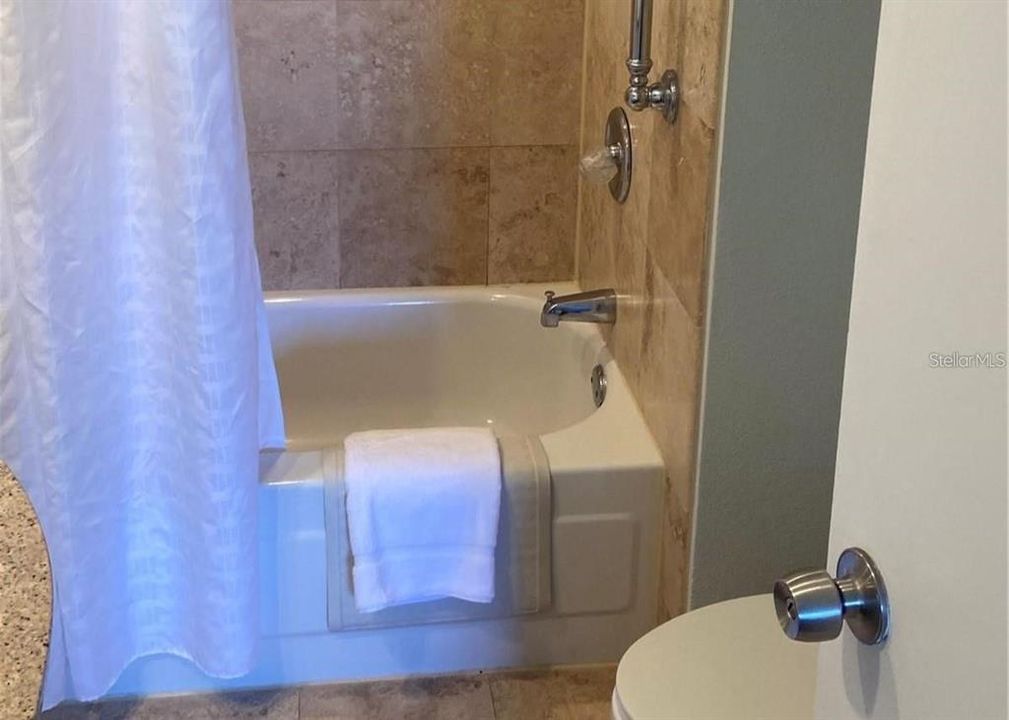 En Venta: $289,000 (1 camas, 1 baños, 300 Pies cuadrados)