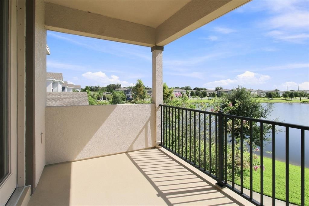 For Sale: $480,000 (4 beds, 3 baths, 2500 Square Feet)