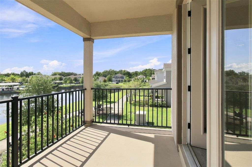 For Sale: $480,000 (4 beds, 3 baths, 2500 Square Feet)