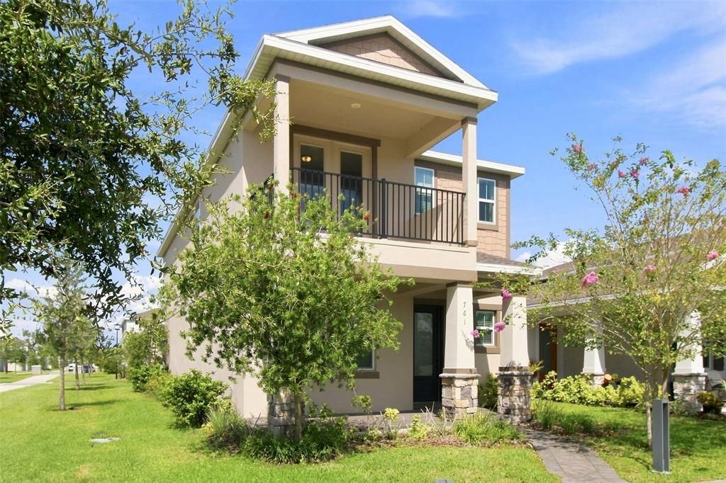 For Sale: $480,000 (4 beds, 3 baths, 2500 Square Feet)