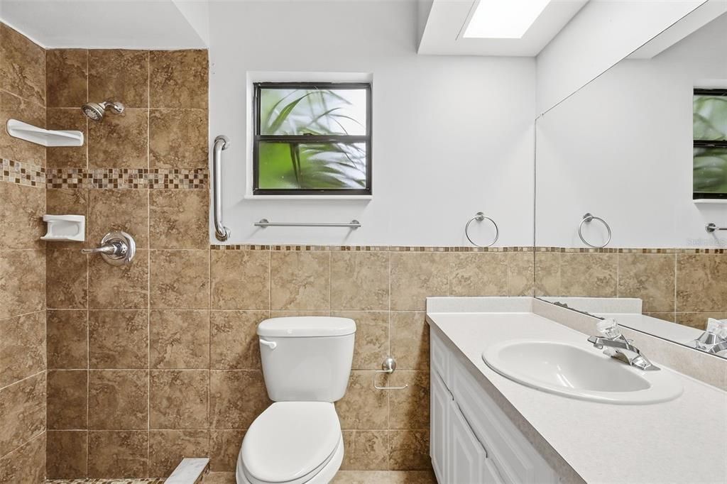 En Venta: $260,000 (2 camas, 2 baños, 1792 Pies cuadrados)