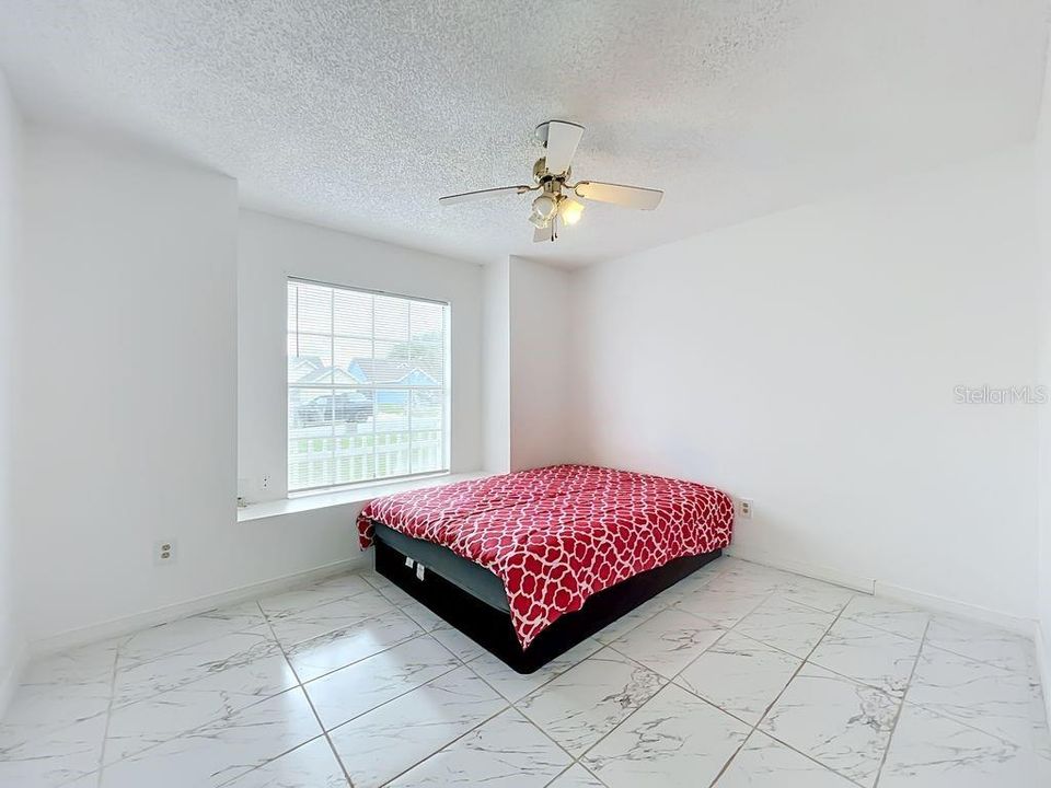 En Venta: $315,000 (3 camas, 2 baños, 1246 Pies cuadrados)
