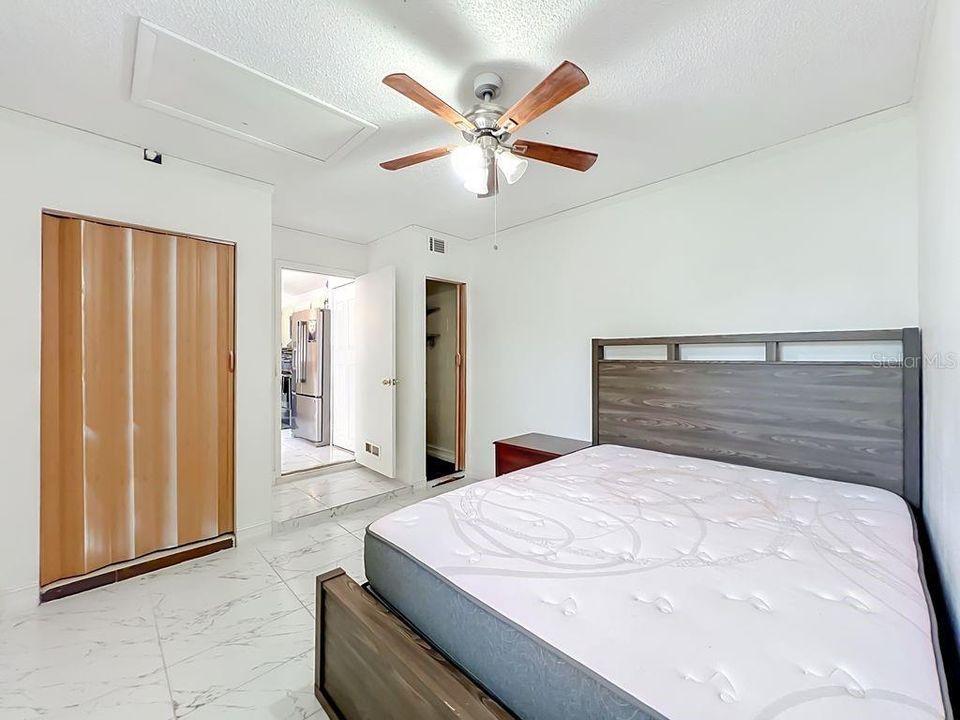 En Venta: $315,000 (3 camas, 2 baños, 1246 Pies cuadrados)