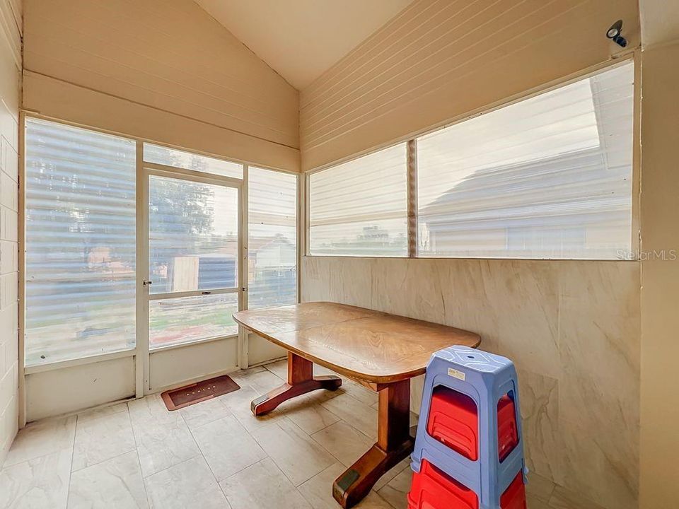En Venta: $315,000 (3 camas, 2 baños, 1246 Pies cuadrados)