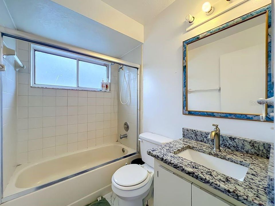 En Venta: $315,000 (3 camas, 2 baños, 1246 Pies cuadrados)