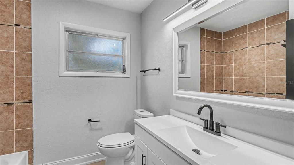 En Venta: $289,900 (3 camas, 2 baños, 1659 Pies cuadrados)