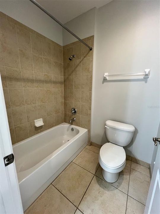 For Rent: $2,550 (3 beds, 2 baths, 1753 Square Feet)