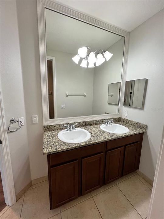 For Rent: $2,550 (3 beds, 2 baths, 1753 Square Feet)
