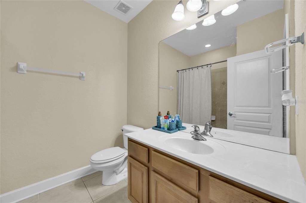 For Sale: $334,900 (3 beds, 2 baths, 2010 Square Feet)