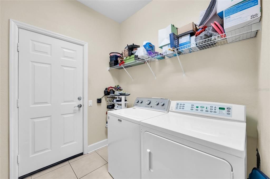 For Sale: $334,900 (3 beds, 2 baths, 2010 Square Feet)