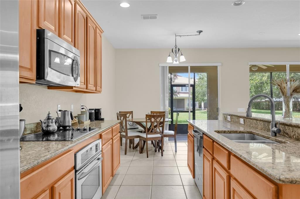 For Sale: $334,900 (3 beds, 2 baths, 2010 Square Feet)