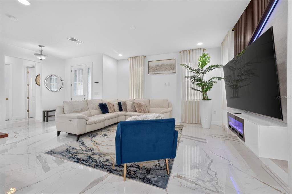 For Sale: $525,000 (4 beds, 2 baths, 2138 Square Feet)