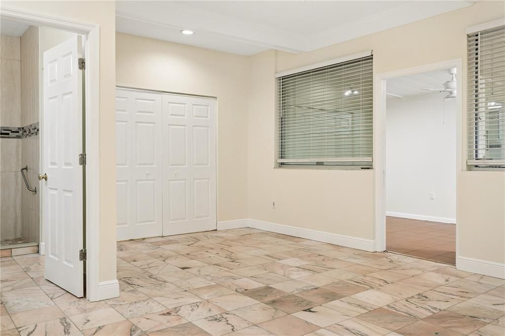 For Rent: $5,000 (5 beds, 3 baths, 2746 Square Feet)