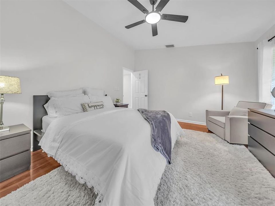 For Sale: $1,050,000 (4 beds, 3 baths, 2934 Square Feet)