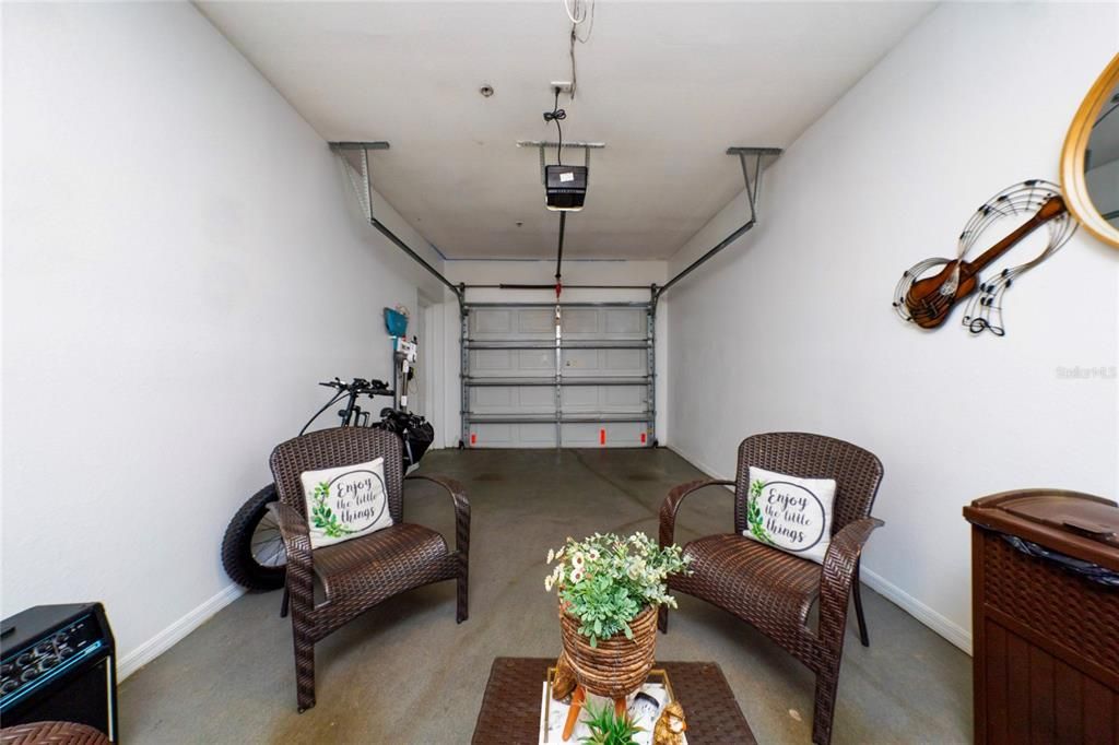 For Sale: $255,000 (2 beds, 2 baths, 1181 Square Feet)
