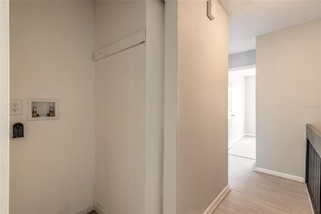 For Sale: $185,000 (3 beds, 2 baths, 1405 Square Feet)