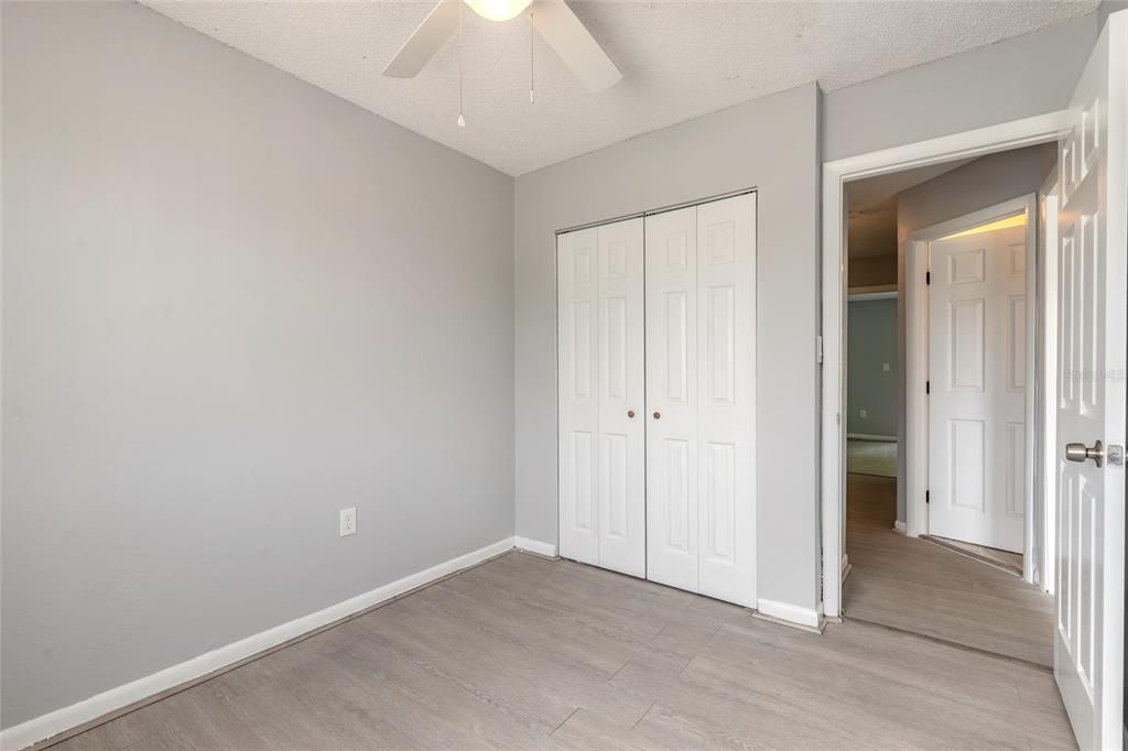 For Sale: $185,000 (3 beds, 2 baths, 1405 Square Feet)