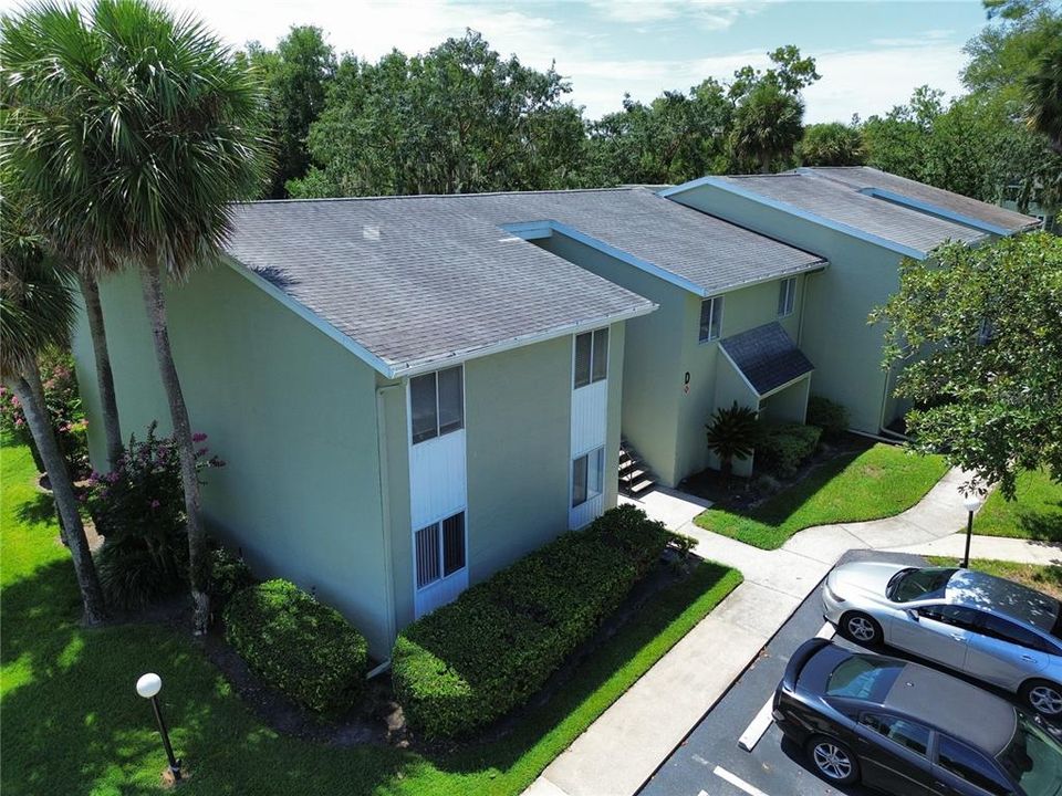 For Rent: $1,300 (2 beds, 2 baths, 1072 Square Feet)