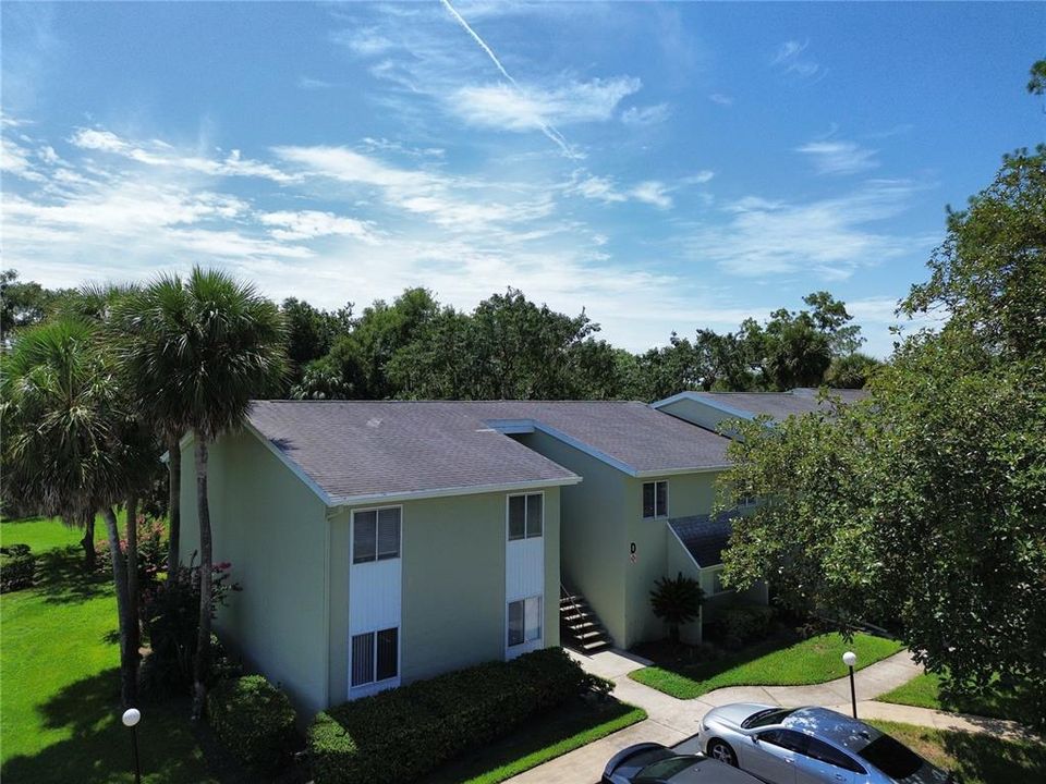 For Rent: $1,300 (2 beds, 2 baths, 1072 Square Feet)