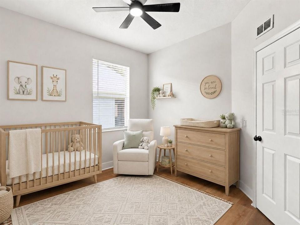 For Sale: $425,000 (4 beds, 2 baths, 1952 Square Feet)