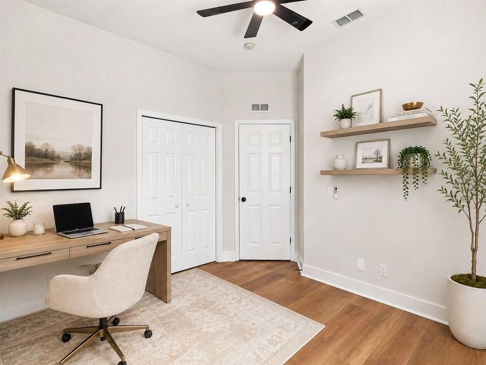 For Sale: $425,000 (4 beds, 2 baths, 1952 Square Feet)