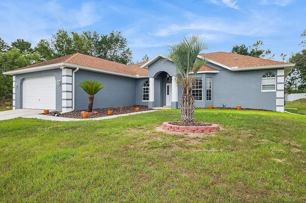 For Sale: $399,000 (4 beds, 3 baths, 2300 Square Feet)