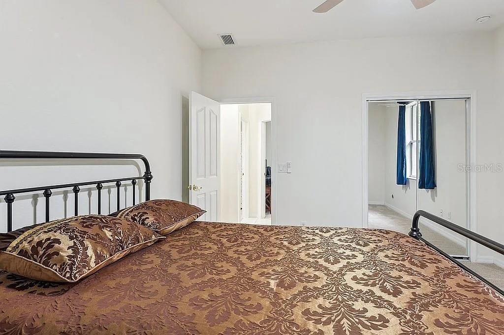 For Sale: $399,000 (4 beds, 3 baths, 2300 Square Feet)