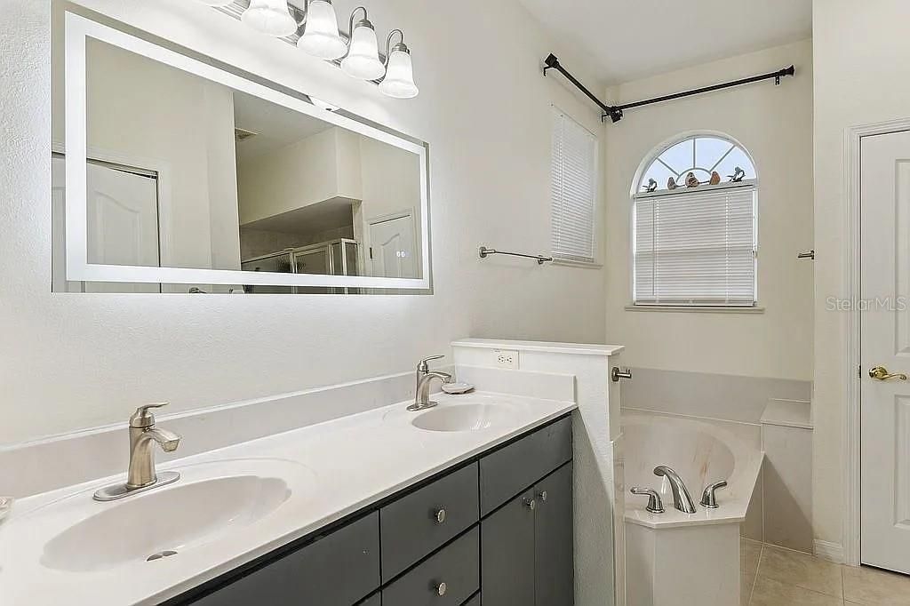 For Sale: $399,000 (4 beds, 3 baths, 2300 Square Feet)