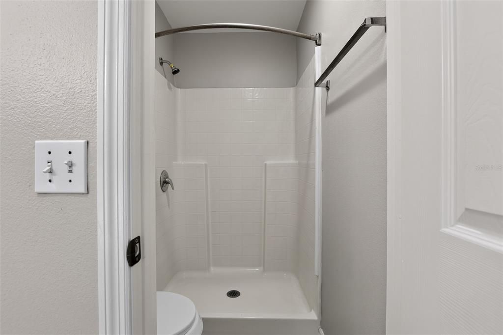 For Sale: $374,900 (3 beds, 2 baths, 1874 Square Feet)