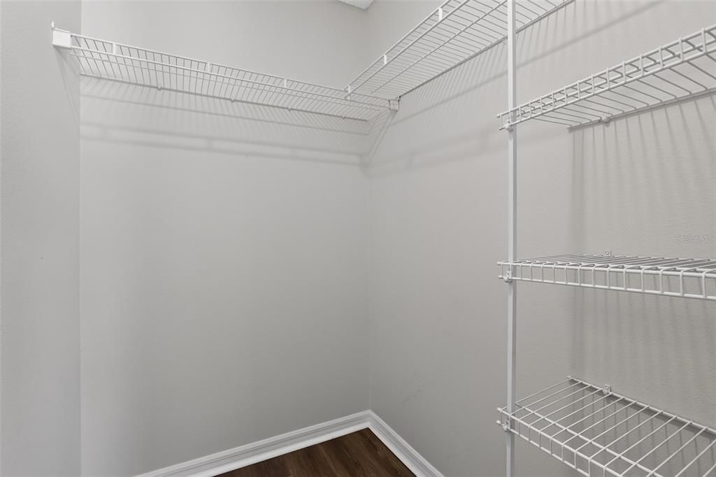 For Sale: $374,900 (3 beds, 2 baths, 1874 Square Feet)