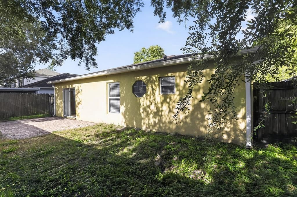 For Sale: $374,900 (3 beds, 2 baths, 1874 Square Feet)