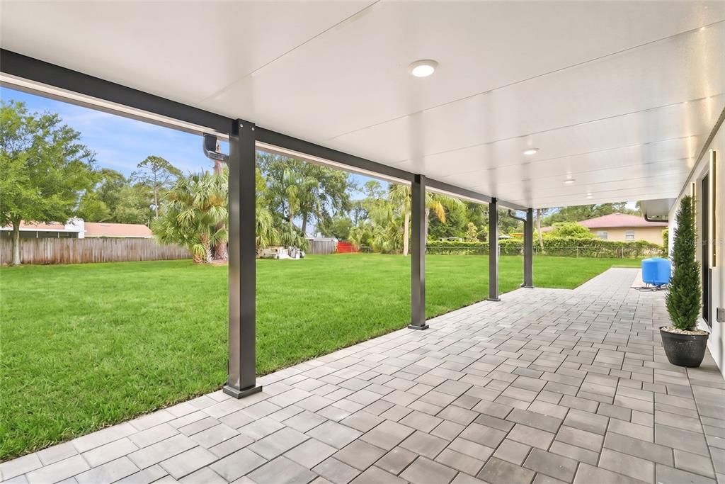 Activo con contrato: $750,000 (4 camas, 2 baños, 1893 Pies cuadrados)