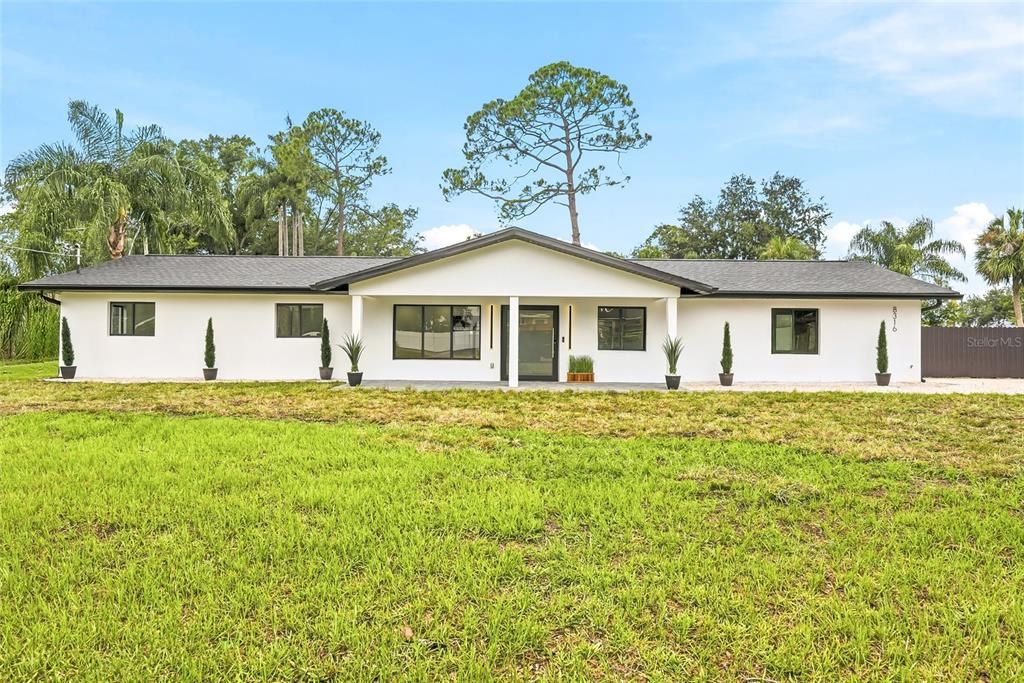 Activo con contrato: $750,000 (4 camas, 2 baños, 1893 Pies cuadrados)
