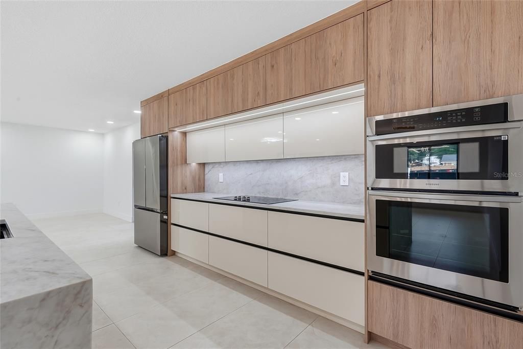 Activo con contrato: $750,000 (4 camas, 2 baños, 1893 Pies cuadrados)