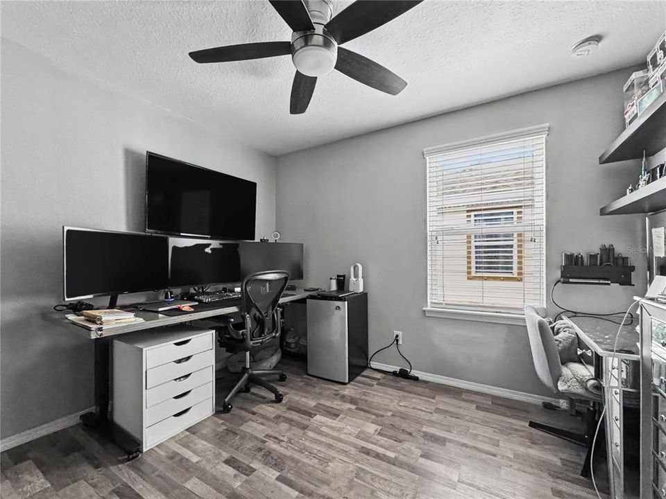 For Rent: $2,050 (2 beds, 2 baths, 1320 Square Feet)