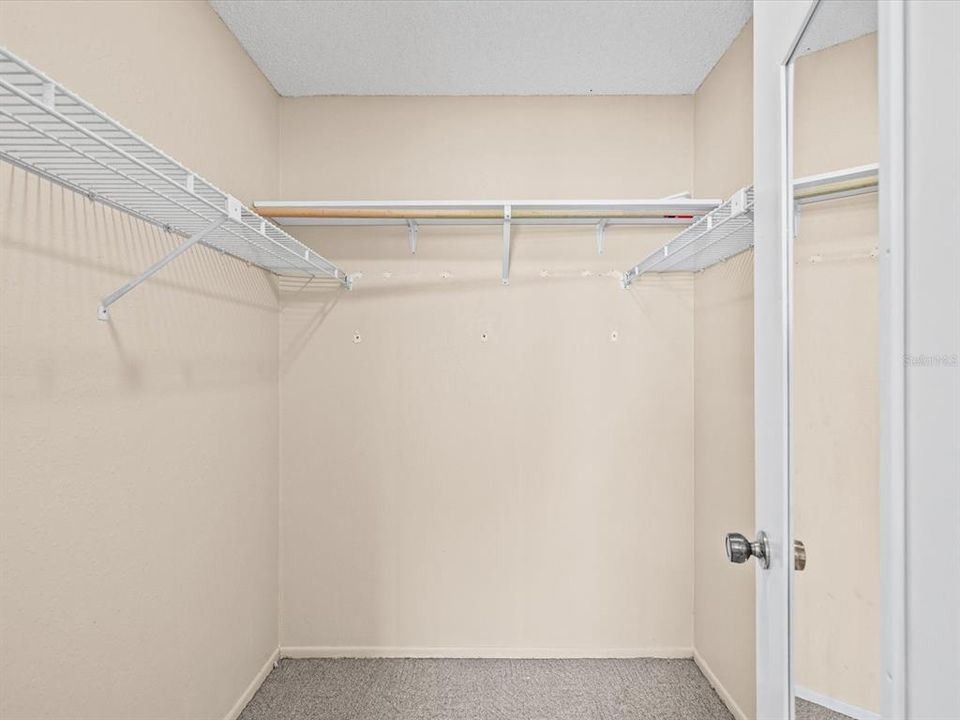 For Sale: $150,000 (2 beds, 2 baths, 1144 Square Feet)