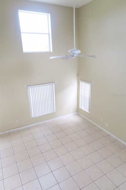 For Rent: $2,050 (3 beds, 2 baths, 1523 Square Feet)