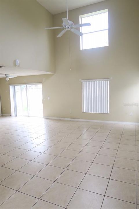 For Rent: $2,050 (3 beds, 2 baths, 1523 Square Feet)